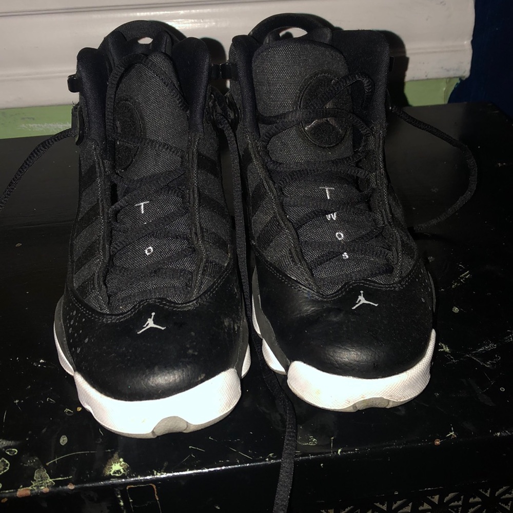 Jordan’s wear only once or twice, boy size